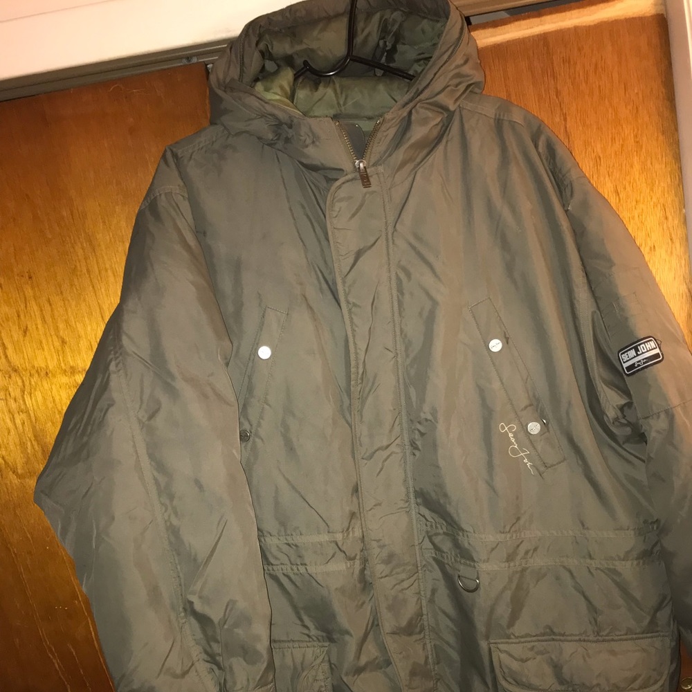 Army green SeanJohn coat